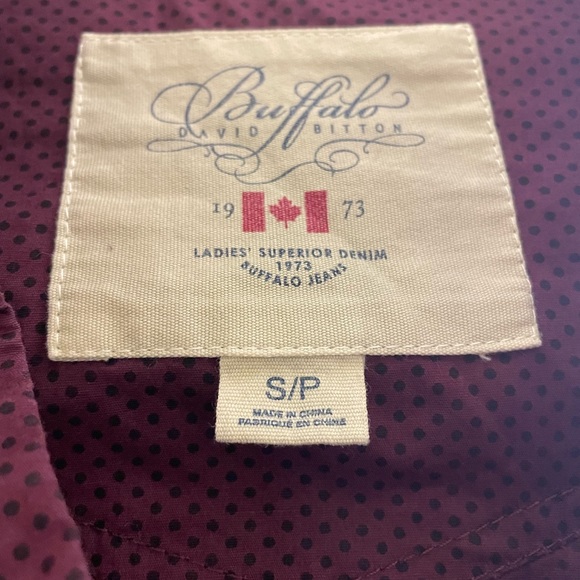 Maroon button up dress shirt with polka dots - Picture 2 of 6